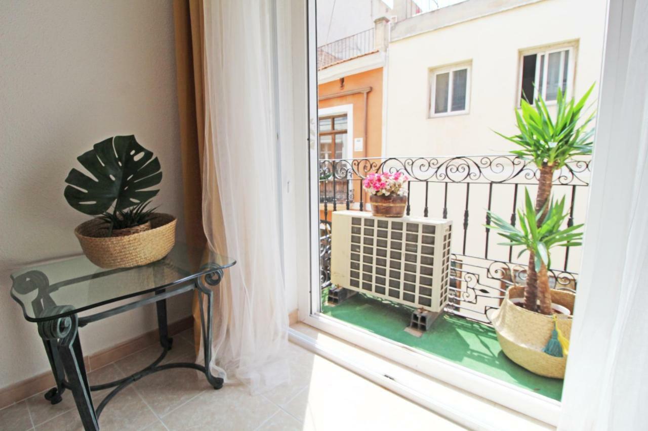 Casco Historico Apartment อาลิกันเต ภายนอก รูปภาพ